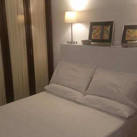 Апартаменты Acogedor Duplex En El Centro - Wifi Севилья Экстерьер фото